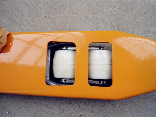 手動地牛叉車廠家產(chǎn)品批發(fā)--河北東圣吊索具制造有限公司-石材夾具_(dá)小型攪拌機_手動叉車_液壓堆高車 手動地牛叉車廠家產(chǎn)品批發(fā)--河北東圣吊索具制造有限公司-石材夾具_(dá)小型攪拌機_手動叉車_液壓堆高車