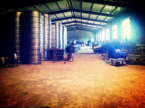 清洗型小型攪拌機生產(chǎn)車間展示--河北東圣吊索具制造有限公司--小型攪拌機|石材夾具|液壓堆高車|手動叉車 清洗型小型攪拌機生產(chǎn)車間展示--河北東圣吊索具制造有限公司--小型攪拌機|石材夾具|液壓堆高車|手動叉車